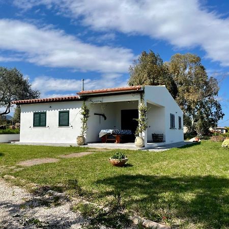 Casa Vacanze Gollei, Orosei Luaran gambar