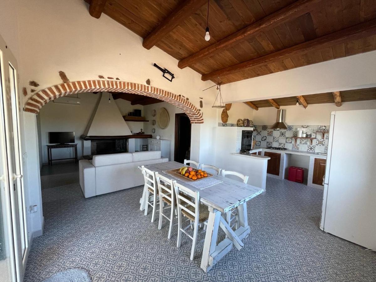 Casa Vacanze Gollei, Orosei Luaran gambar