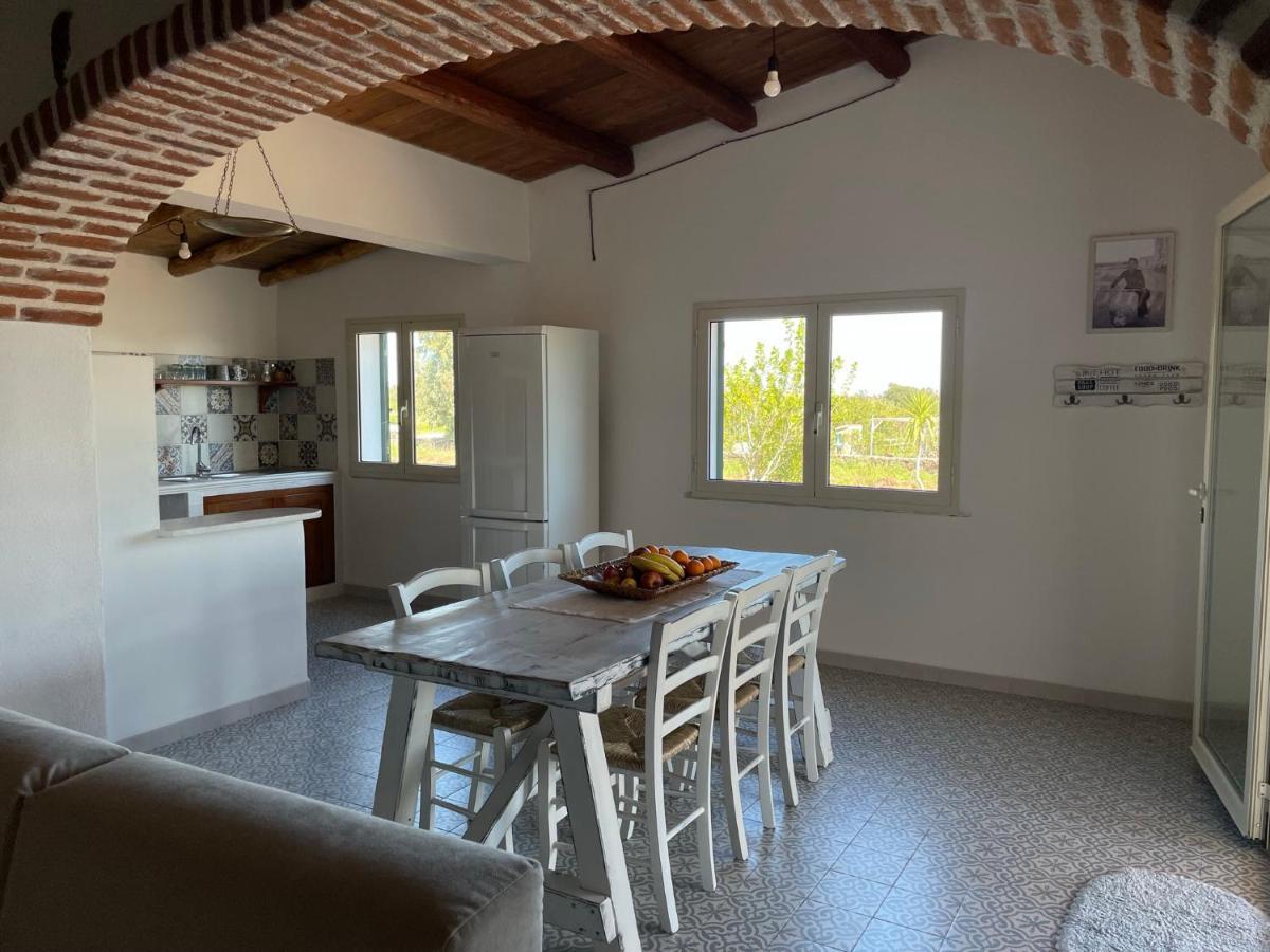 Casa Vacanze Gollei, Orosei Luaran gambar